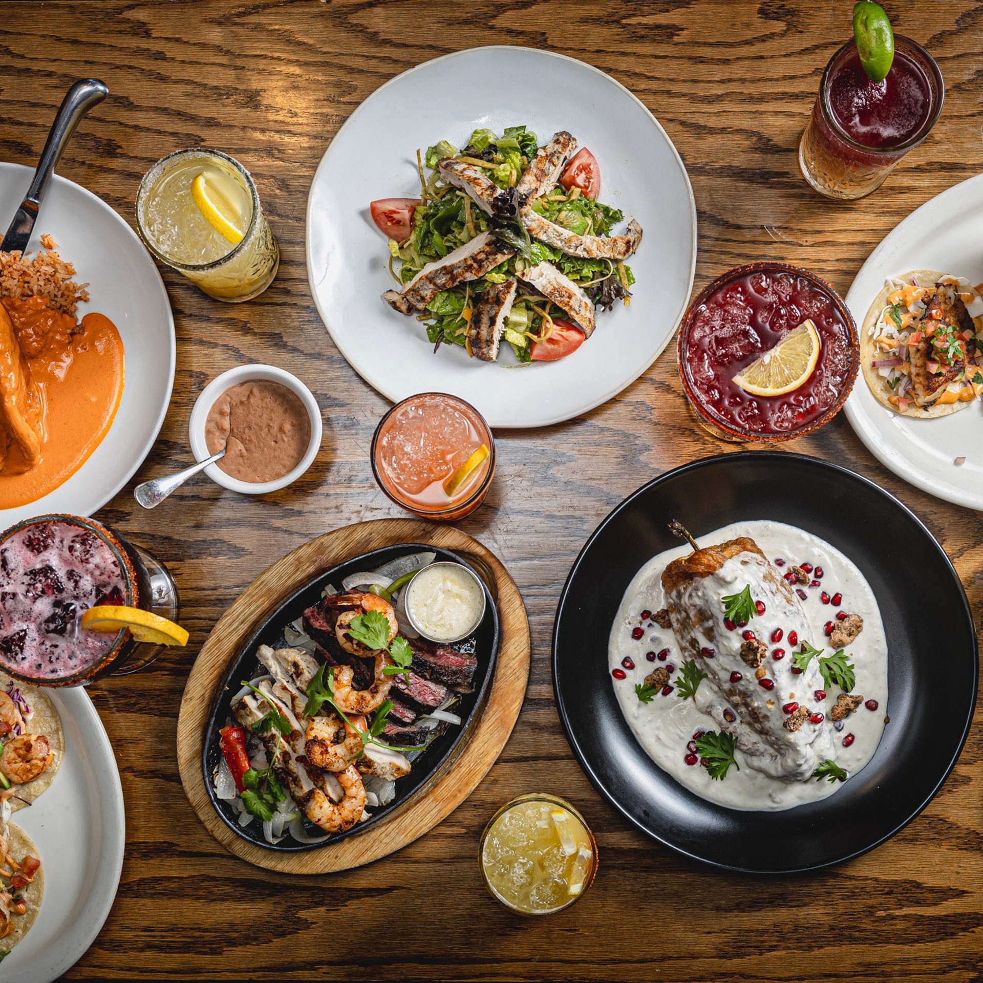 Enmoladas, fajitas, chilaquiles